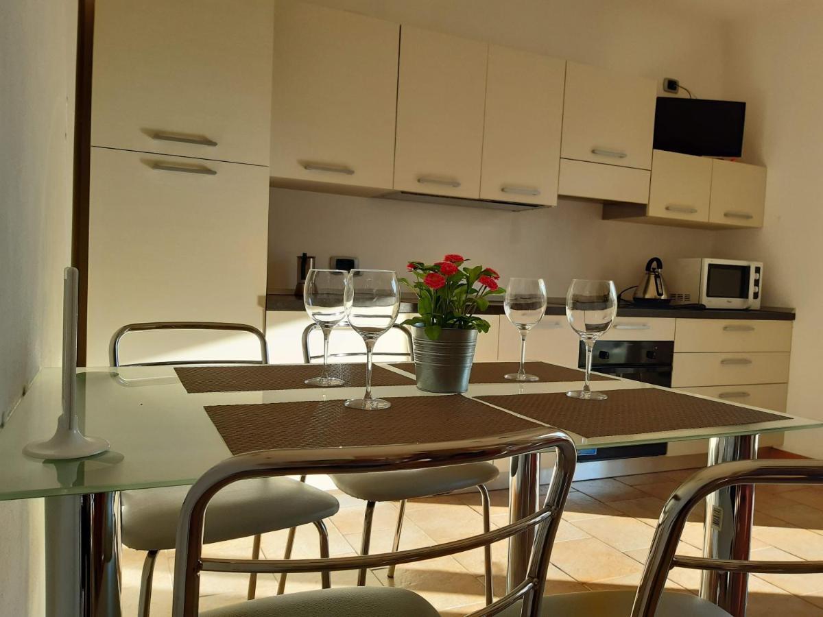 Apartment Viola Arco Esterno foto